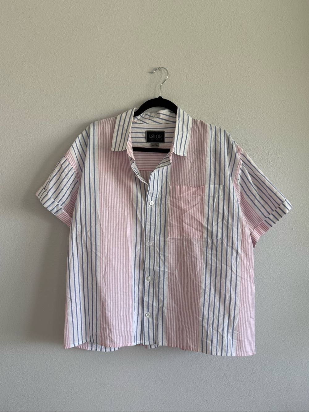VALOR Pink & Blue Striped Short-Sleeve Button-Down Shirt